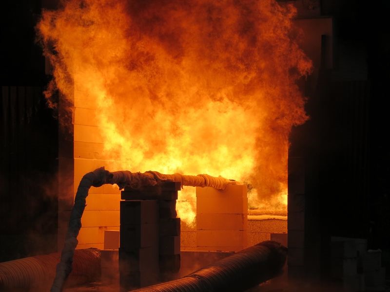 Pinturas Intumescentes para Fuego de Hidrocarburo